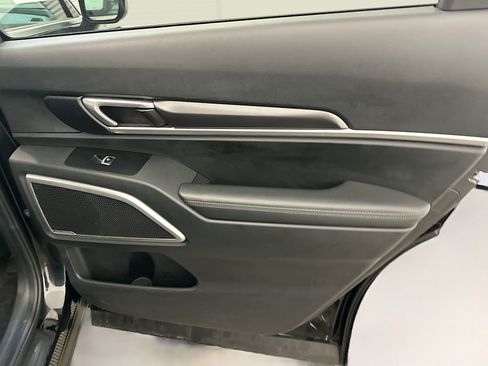 Used 2025 Kia Telluride S image 34