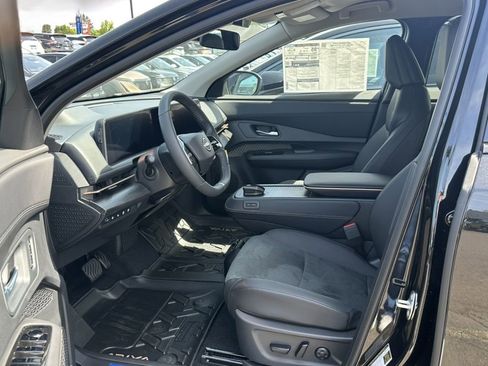 Used 2025 Nissan Ariya AWD image 14
