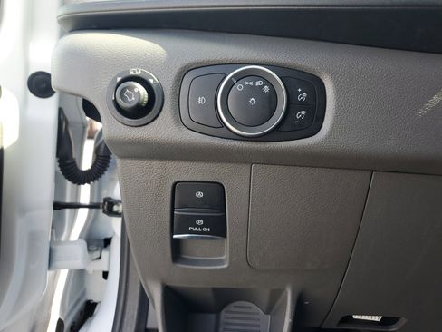 Used 2023 Ford Transit 350 XLT image 28