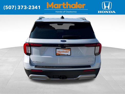 Used 2025 Ford Explorer Platinum w/ LUX Leather Package AWD/4WD image 4