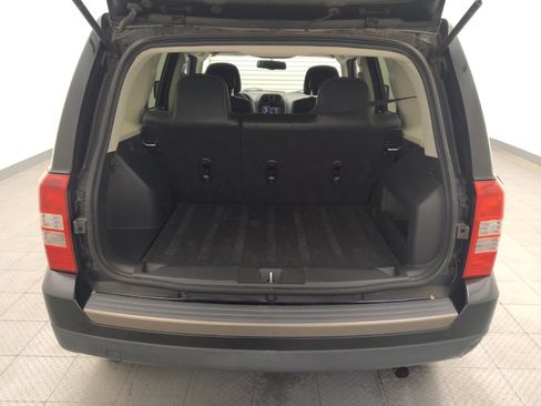 Used 2016 Jeep Patriot 75th Anniversary w/ Power Value Group FWD image 29