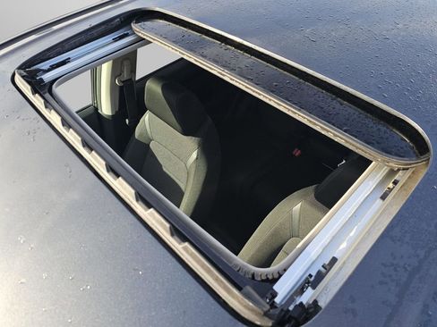 Used 2024 Honda CR-V EX image 8