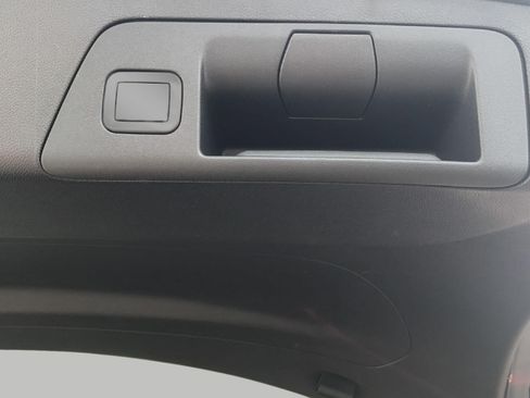 Used 2026 Buick Envision Preferred AWD/4WD image 25