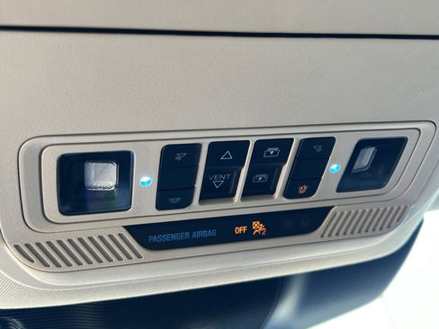 Used 2022 Ford Explorer Platinum w/ Equipment Group 601A image 34