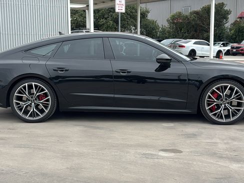 Used 2025 Audi S7 Prestige w/ Prestige Package image 8