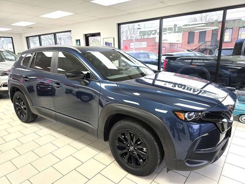 Used 2025 MAZDA CX-50 AWD 2.5 S w/ Premium Package image 3