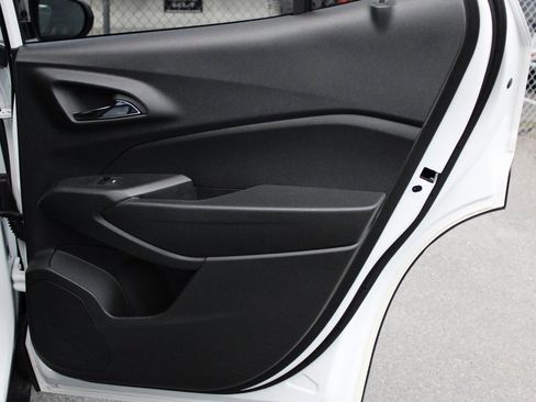 Used 2024 Chevrolet Trax RS w/ Driver Confidence Package image 19