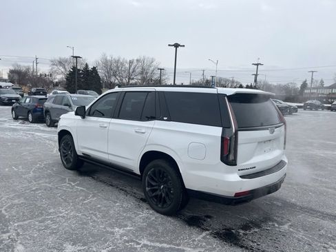 Used 2024 Cadillac Escalade Sport Platinum w/ LPO, ONYX Package image 3