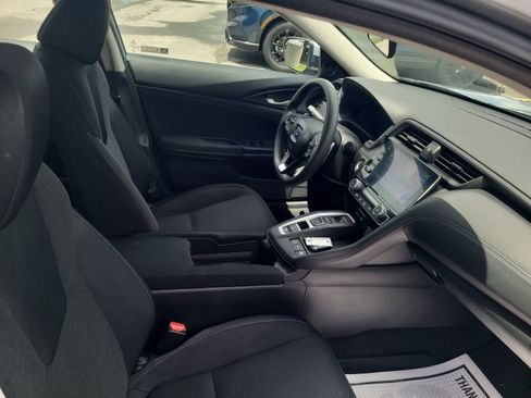 Used 2020 Honda Insight EX image 25