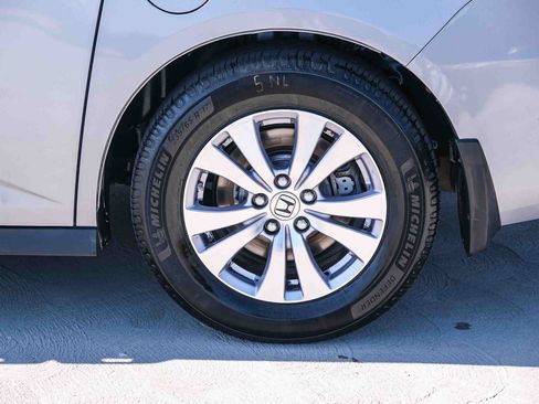 Used 2016 Honda Odyssey EX-L image 9