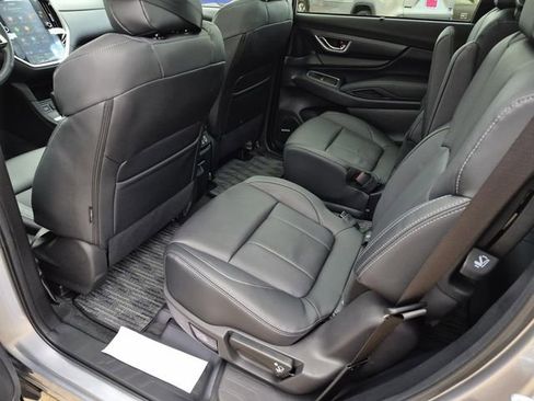 New 2026 Subaru Ascent Limited image 13