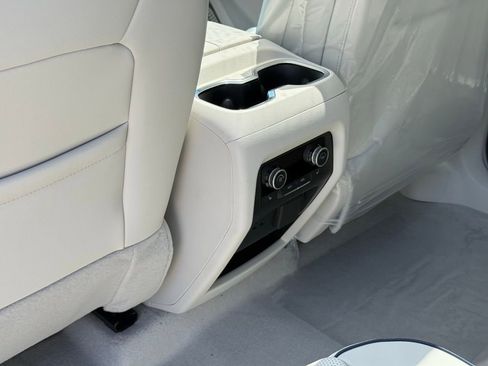 New 2026 Buick Enclave Avenir AWD/4WD image 23