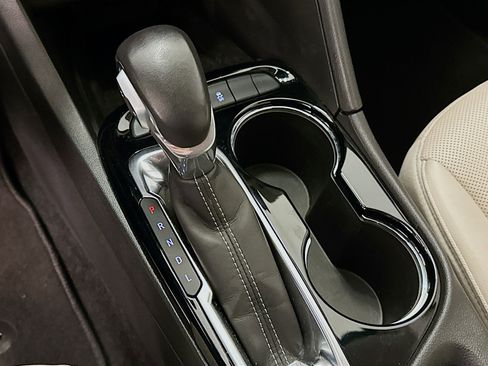 Used 2024 Buick Encore GX Sport Touring image 24