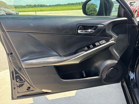 Used 2014 Lexus IS 250 RWD image 18
