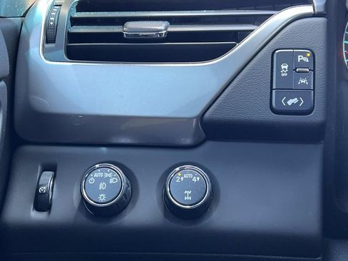 Used 2019 Chevrolet Tahoe Premier image 25