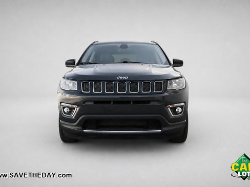 Used 2018 Jeep Compass Limited w/ Navigation Group AWD/4WD image 11