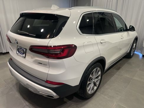 Used 2023 BMW X5 xDrive40i w/ Premium Package image 7