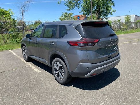 Used 2023 Nissan Rogue SV AWD/4WD image 4