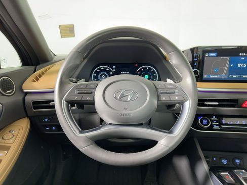 Used 2021 Hyundai Sonata Limited image 15