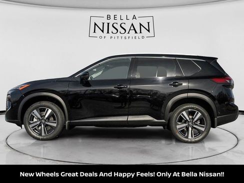 New 2025 Nissan Rogue SL w/ Tech Package AWD/4WD image 7