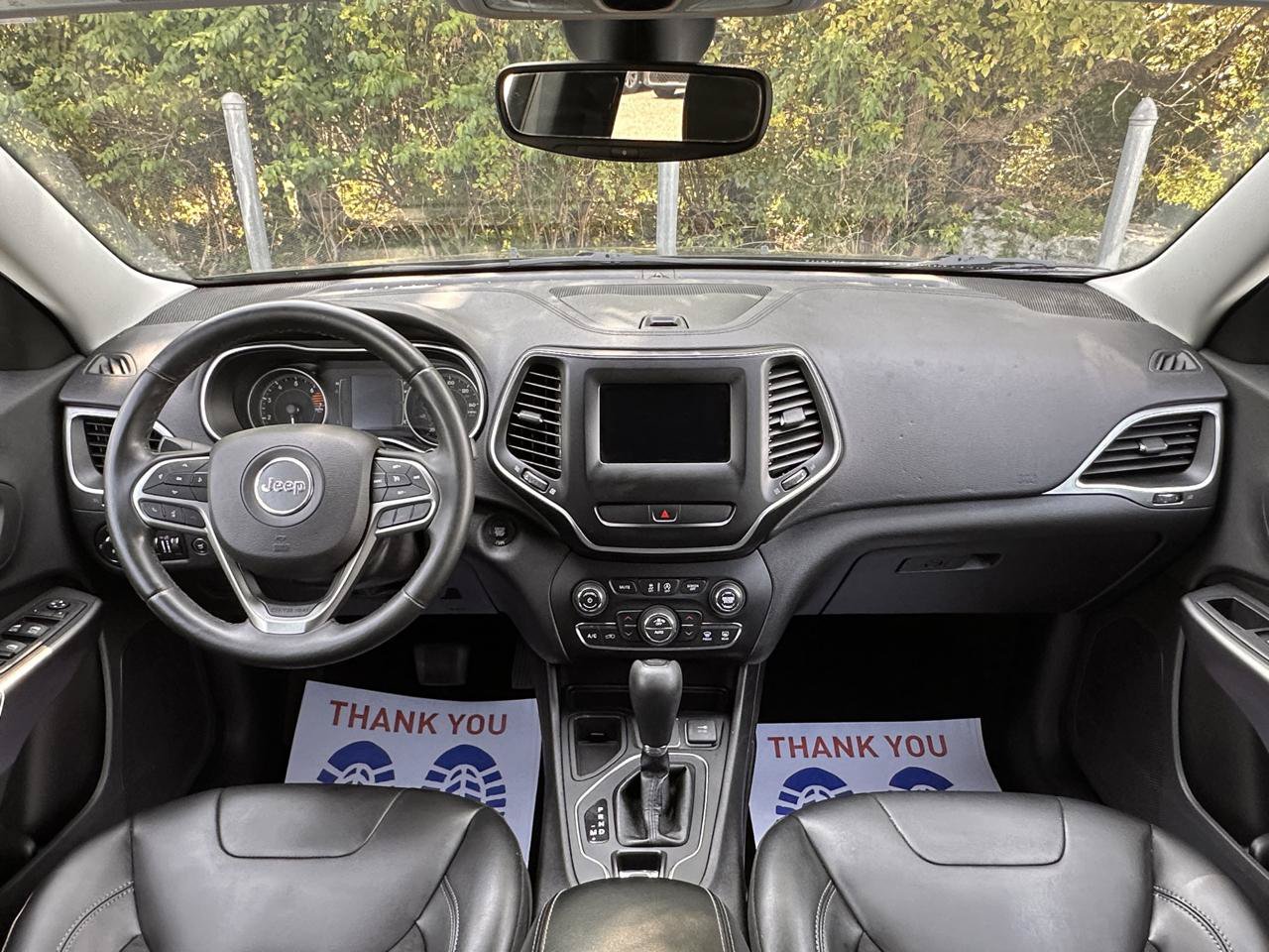 Used 2019 Jeep Cherokee Latitude Plus w/ Comfort/Convenience Group FWD image 12