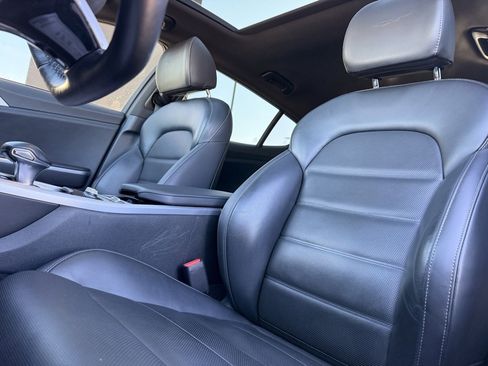 Used 2019 Kia Stinger GT2 image 29