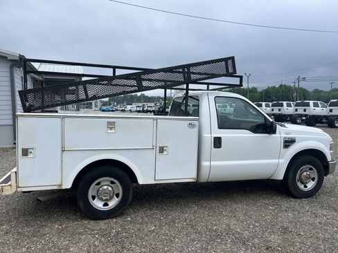 Used 2008 Ford F250 XL RWD image 7