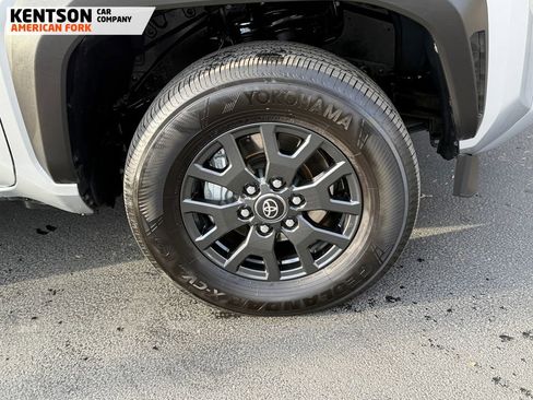 Used 2025 Toyota 4Runner SR5 image 12