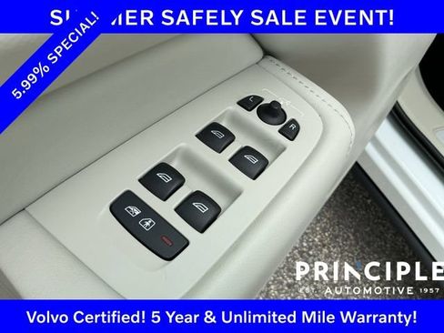 Certified 2023 Volvo XC60 B5 Plus w/ Climate Package FWD image 28