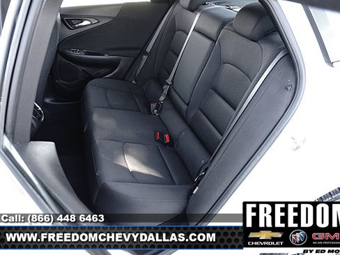 Used 2025 Chevrolet Malibu LT FWD image 10