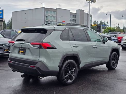 Used 2019 Toyota RAV4 XLE AWD/4WD image 6