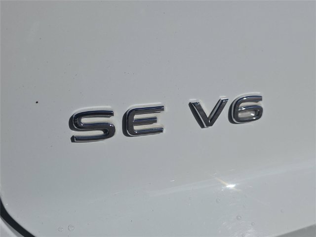 Used 2023 Volkswagen Atlas Cross Sport SE FWD image 5