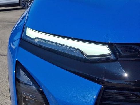 Used 2025 Chevrolet Equinox RS AWD/4WD image 10