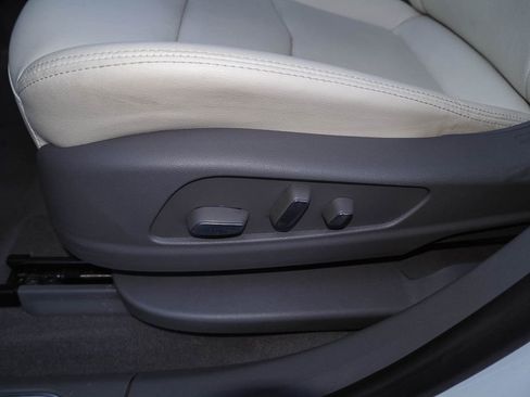 Used 2023 Cadillac XT5 Premium Luxury w/ Technology Package image 28