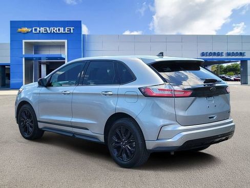 Used 2023 Ford Edge SE w/ Black Appearance Package AWD/4WD image 3