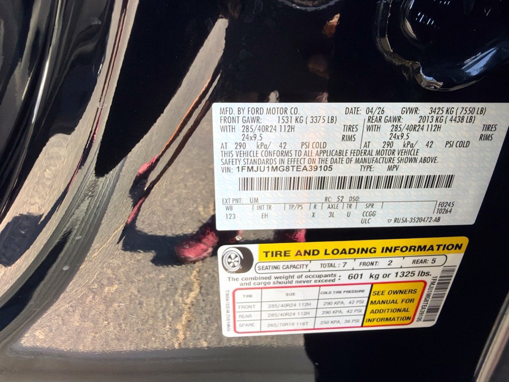 Used 2026 Ford Expedition Platinum w/ Stealth Performance Package AWD/4WD image 46
