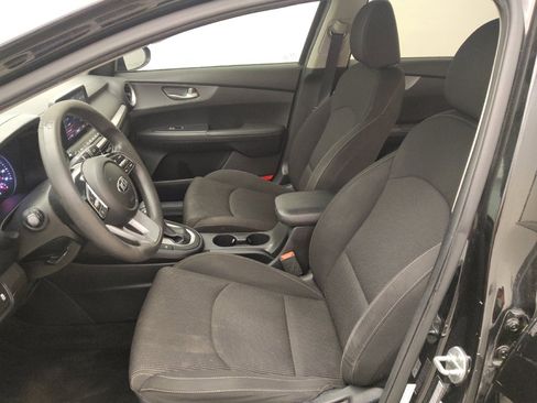 Used 2020 Kia Forte LXS image 17