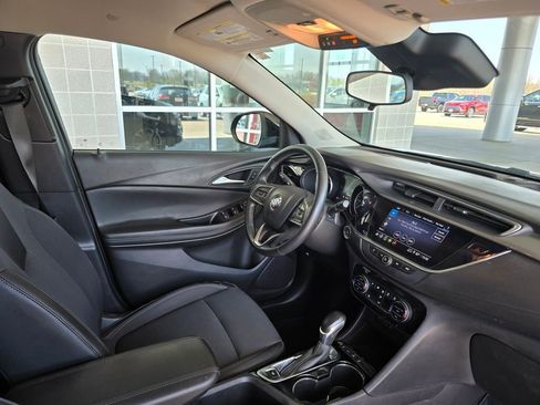 Used 2022 Buick Encore GX Select image 15