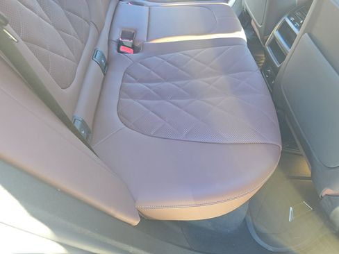 Used 2025 BMW X5 xDrive50e w/ Premium Package image 15