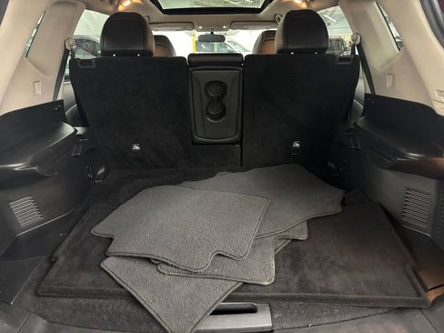 Used 2016 Nissan Rogue AWD image 16