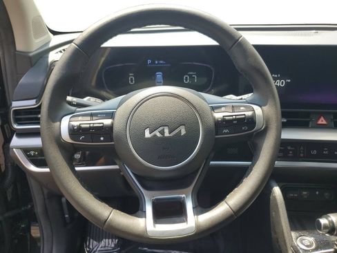 Used 2024 Kia Sportage EX FWD image 12