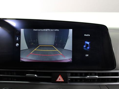 Certified 2023 Hyundai Elantra SEL w/ Convenience Package image 27