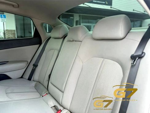 Used 2018 Kia Optima LX w/ 17" Alloy Wheels Package FWD image 14