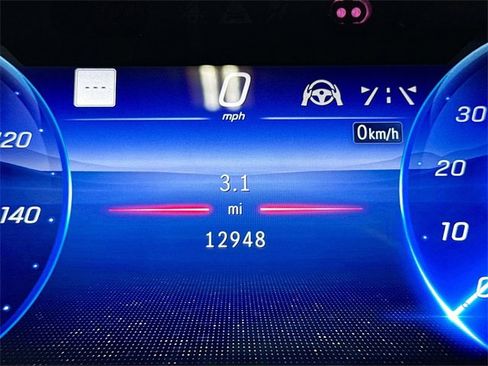 Used 2022 Mercedes-Benz EQS 580 4MATIC Sedan image 12