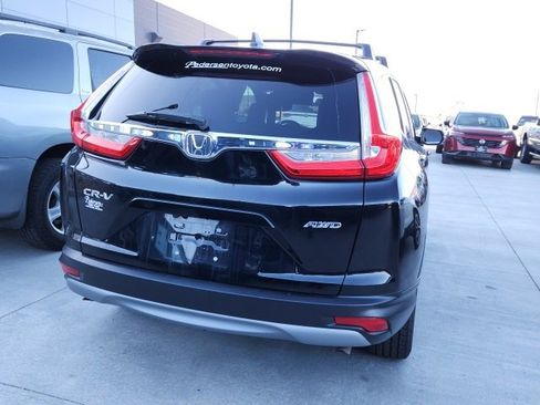 Used 2018 Honda CR-V EX image 2