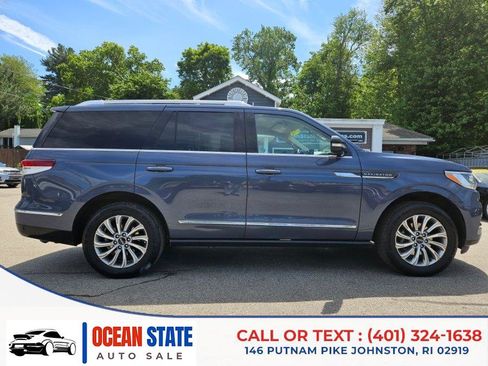 Used 2022 Lincoln Navigator 4WD image 6