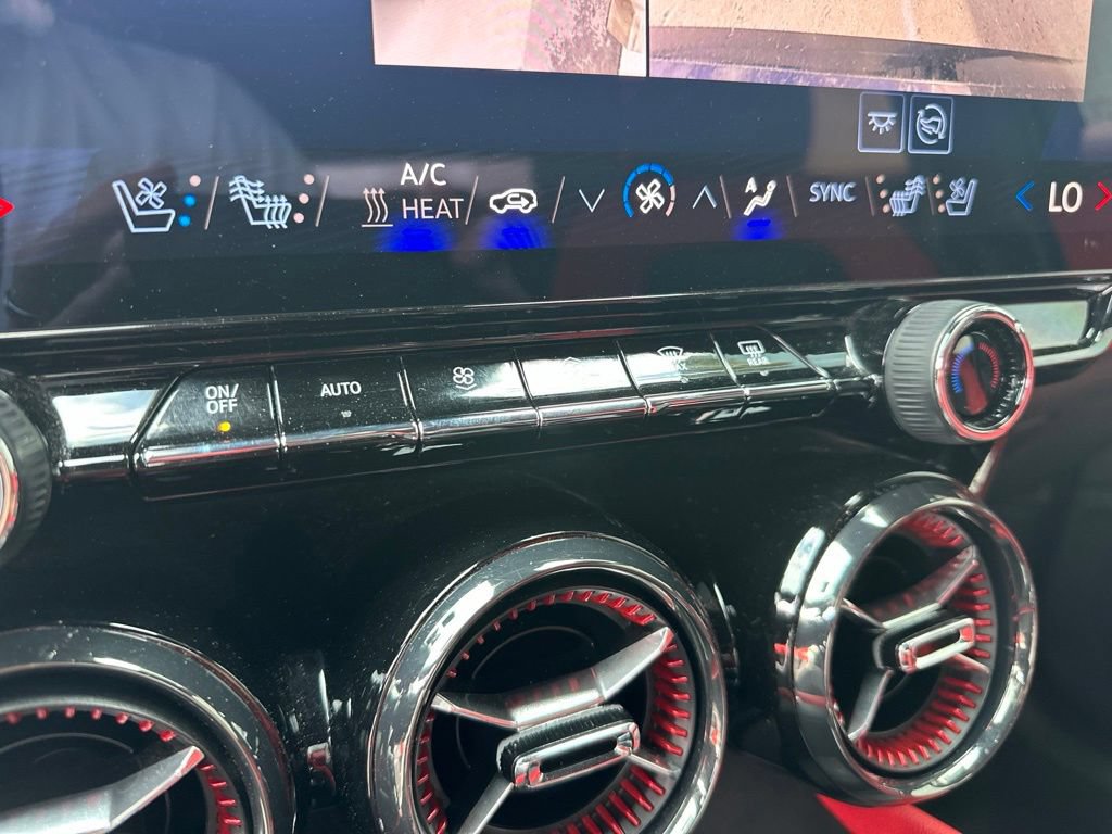 Used 2024 Chevrolet Blazer EV RS AWD/4WD image 18