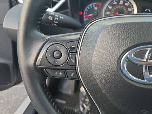 Used 2022 Toyota Corolla SE image 19