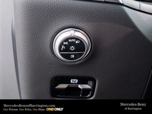 New 2026 Mercedes-Benz GLC 300 4MATIC image 23