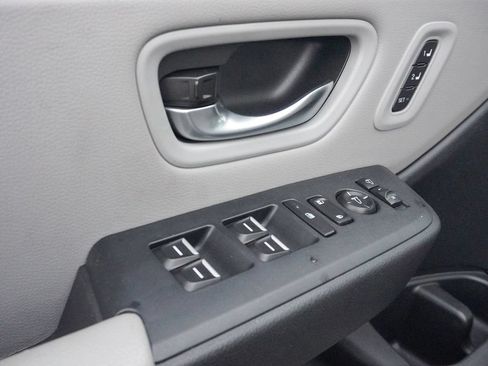 Used 2023 Honda Pilot Elite image 40